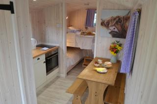 Shepherds Hut 6 - Bedfield - 6