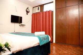 Divine India Serviced Apartment, Noida 72 - Noida - 5