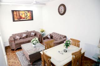 Divine India Serviced Apartment, Noida 72 - Noida - 1