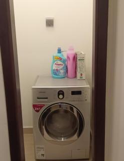 Cozy Beautiful Private Room with Shared Washroom - Ajman - 2