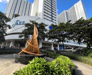 Cozy 1BR Jazz with Balcony, TRIDENT, Bel-air Makati CBD - Manila - 7