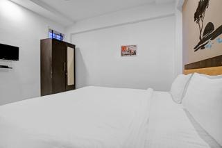 Collection O The Eternity Near LIG Sqaure - Indore - 2