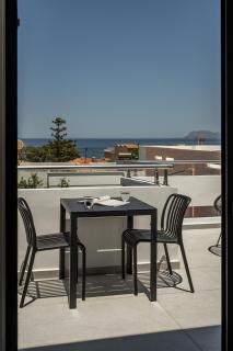 Thelèsi Apartments, 100m from the beach - 3