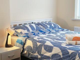 Entire 3 Bedroom House in Durham - - 3