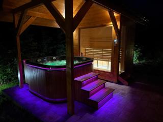 Willa Bukówka Dom całoroczny w górach nad jeziorem z jacuzzi i sauną - Miszkowice - 8