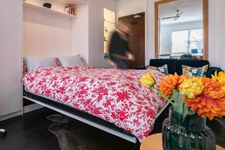 Central - Modern, Stylish Studio with a touch of Art Deco - 2