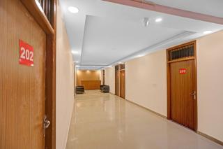 Hotel O Happy Spring - New Delhi - 9