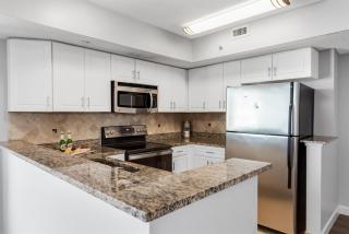 Fabulous Angled Oceanfront Suite! CR1701 - Myrtle Beach - 8