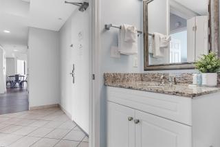 Fabulous Angled Oceanfront Suite! CR1701 - Myrtle Beach - 3