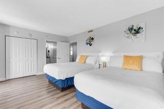 Fabulous Angled Oceanfront Suite! CR1701 - Myrtle Beach - 2
