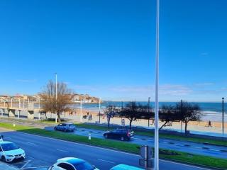 Gijón Playa San Lorenzo Parking incluido - Gijón - 0