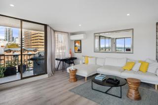 Inner City Harbour Views With Parking - Sydney - 6
