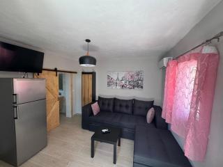 Elena's studio - - 0