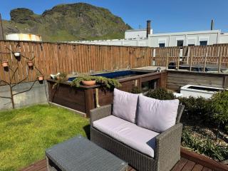 Cozy Caravan - 4