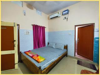 Hotel Star Lodge Puri# Near Jagannath Temple - Fully Air Conditioned - Good and Spacious Room - Excellent Customer Service !! - Puri - 8