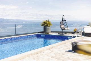 Villa White Pearl Opatija Luxury Stay with Pool and Sea View - Veprinac - 9
