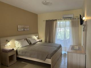 Spiros & Maria Hotel - Agios Stefanos - 0
