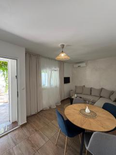 Laganini 2 apartment - 50 m from the sea - 4