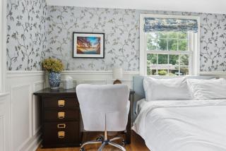 Large yard - Quiet area - 15 min to DC - Falls Church - 1