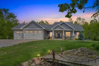 Lakeside Retreat with Hot Tub & Game Room home - Elkhart - 0