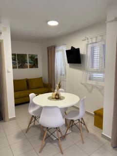 Apartmani Pernjak - Mandre - 1