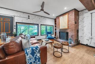 Peaceful Lakefront Getaway on Cayuga Lake cottage - Aurora - 0