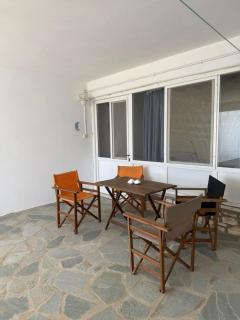 Yellow Beach House - Logaras - 7