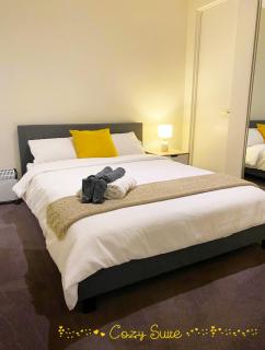 Cozy Suite - Clayton North - 3