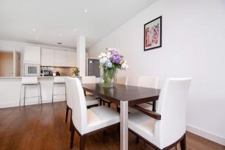 Central 2 Bed Maissonette - Londra - 6