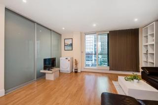 Compact Flat With A River View Close To Big Ben - London - 1