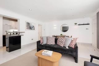Kensington 2 bed with Garden - London - 4