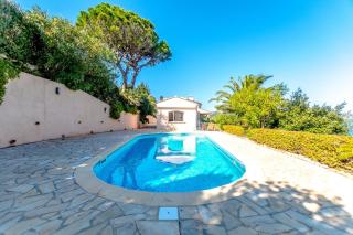 Superb Villa, Incredible sea view Heated swim pool - Sainte-Maxime - 5