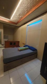 She Guest House - - 2