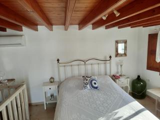 Manos House in Chora - Patmos - 6
