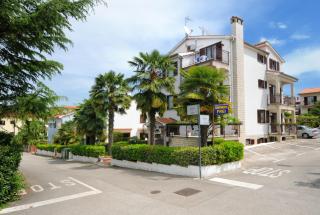 Ferienwohnungen Spadici mit 2 Schlafzimmern 300m bis zum Strand - Poreč - 9