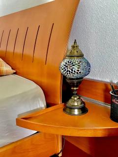 Zurich at the Lake double room in historic house shared Bath - 7