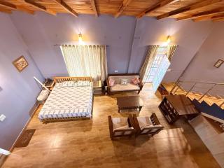 Cannery Row Chalet - 9