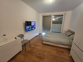 Cozy studio with a terrace - 2