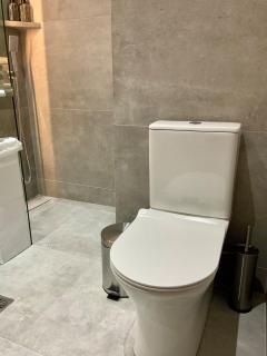 Charming studio no windows near Panormou metro - Athen - 4