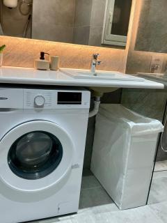Charming studio no windows near Panormou metro - Athen - 1