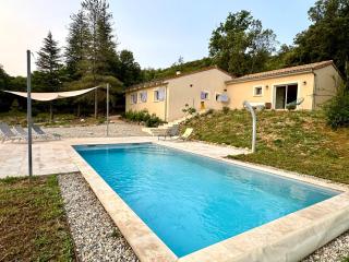 Schöne Villa im Herzen der Ardéche mit privatem Pool - Sampzon - 0