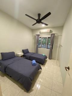 SZ Homestay at Bandar Nusaputra - near Cyberjaya, Putra Perdana, Pulau Meranti and Putrajaya - 4
