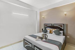 Hotel O Noida premium inn - 0