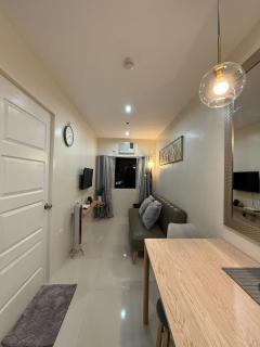Cebu HomeStay Midpoint - Sampong - 4