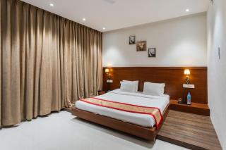 The Chandra Leela Hotel - Indore - 9