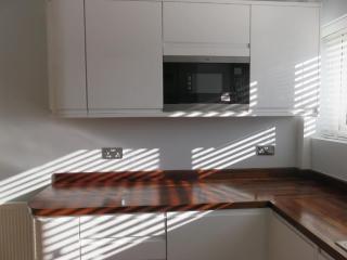 Bungalow - Contractors Welcome - Farnborough - 4
