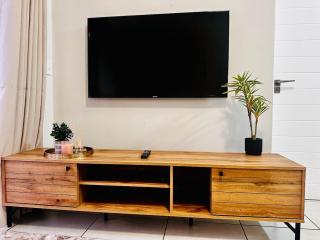 Beach-Style Modern Apt at The Blyde - Pretoria - 7