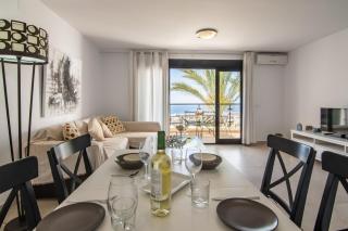 Apartamentos & SPA Torres de San Juan - Nerja - 4