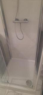 Modern Studio Flat Dagenham Heathway - Dagenham - 5