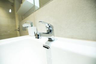 The Signature Apartment Unit A407-Charming stay in Accra with AC, Free WiFi - Accra - 5